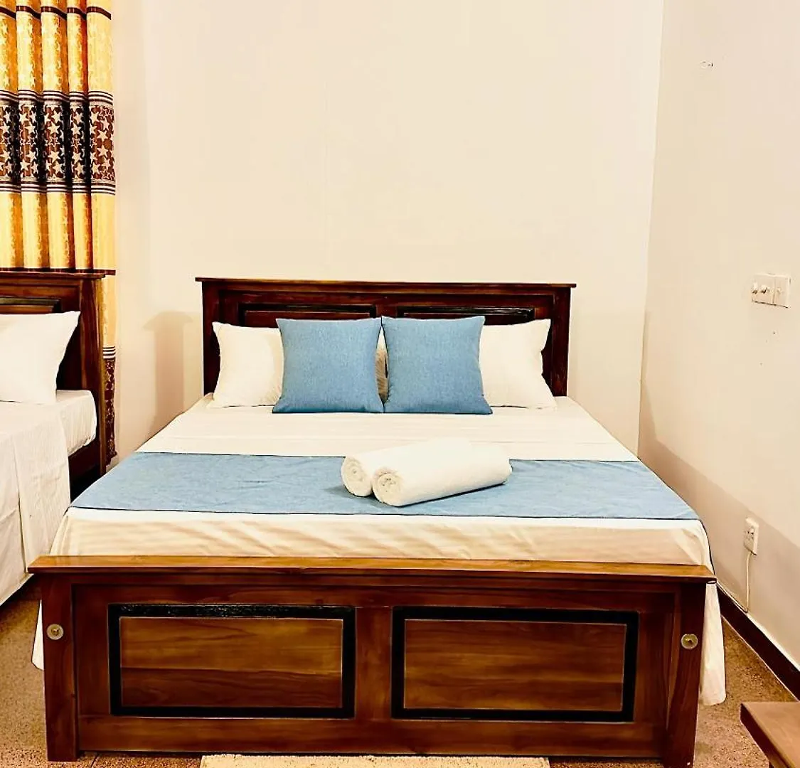 Yahana Beach Villa 니곰보 0*,  스리랑카