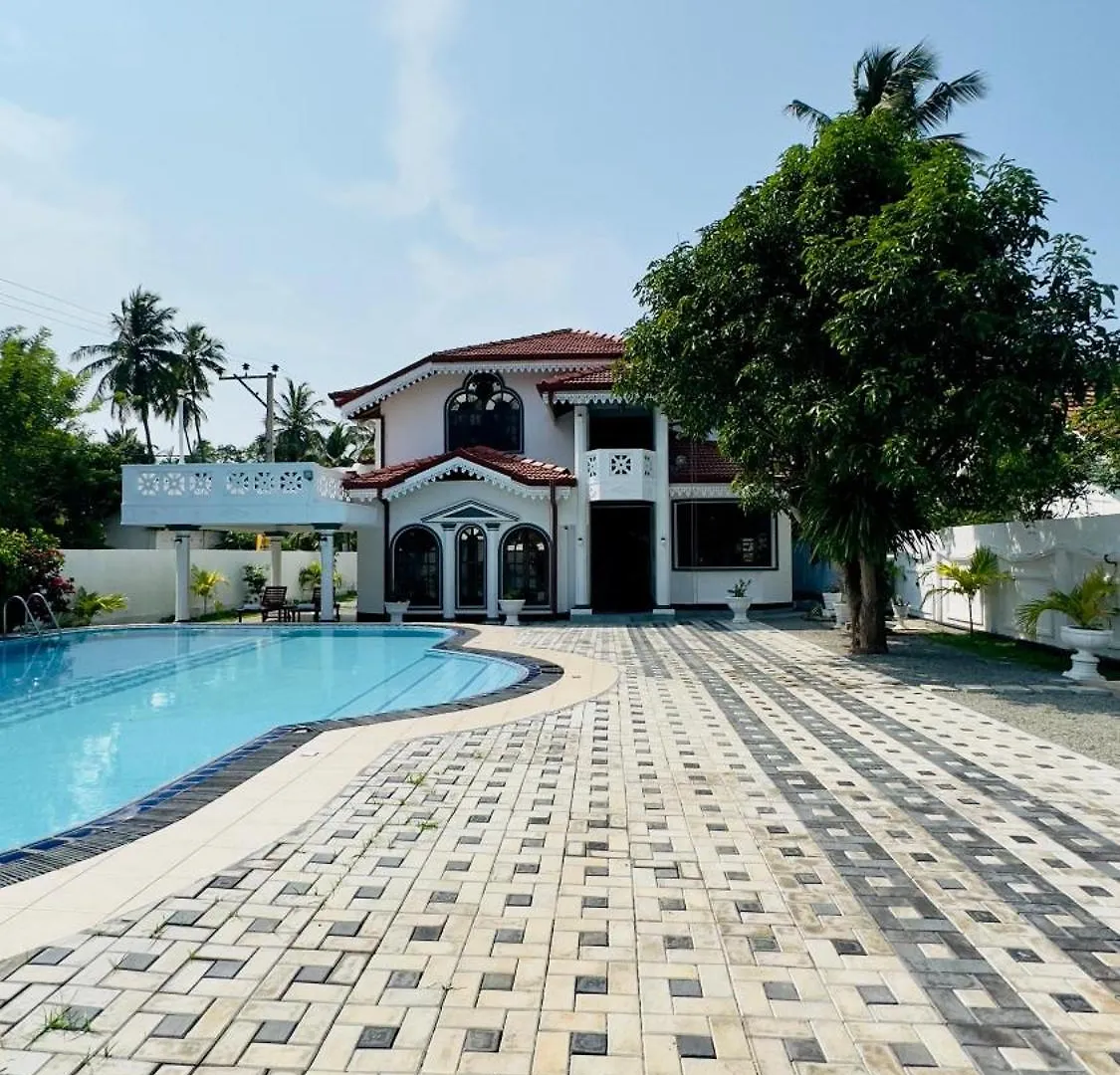 Yahana Beach Villa location